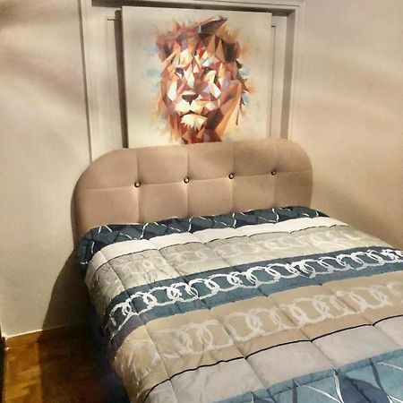 Economy Shared Apartment C In Central Афины Экстерьер фото