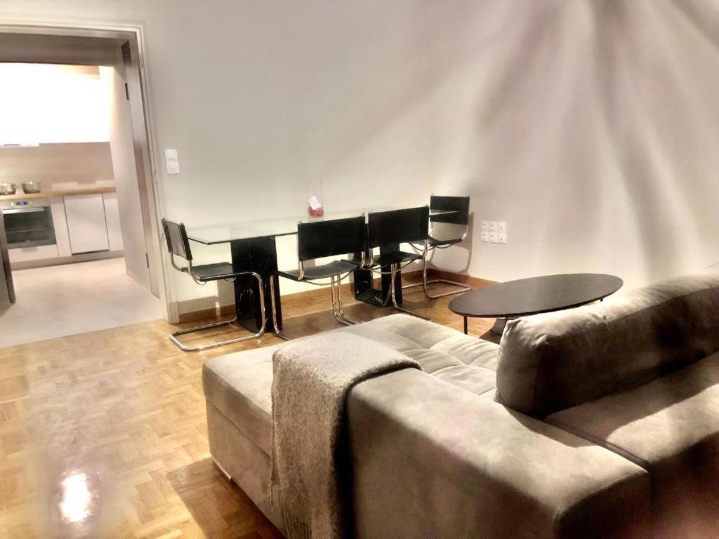 Economy Shared Apartment C In Central Афины Экстерьер фото