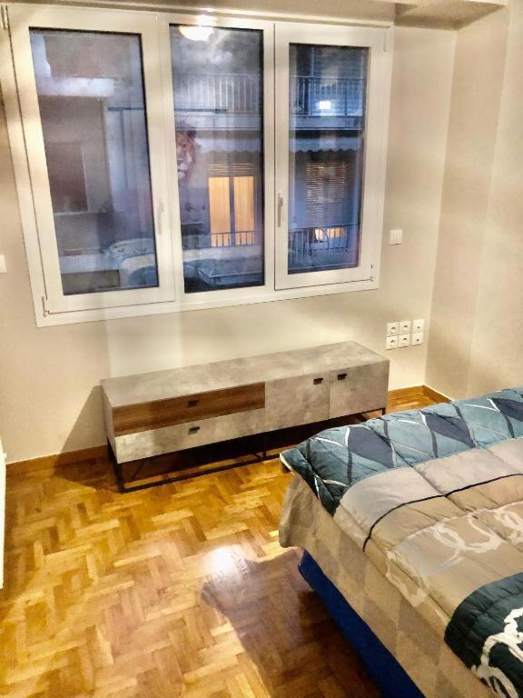Economy Shared Apartment C In Central Афины Экстерьер фото